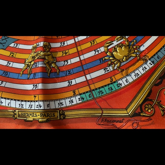 HERMÈS Petit Astrologie Dies et Hore Silk Scarf, Rare Colorway - Picture 6 of 13